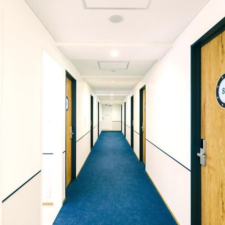 Webase Hakata Hostel Фукуока Екстер'єр фото